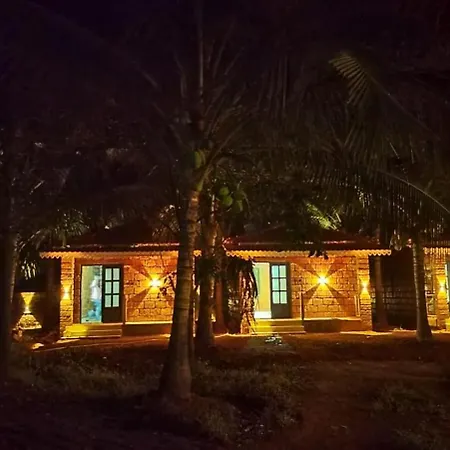 Saka Kadams Home Stay Guhagar Exterior photo